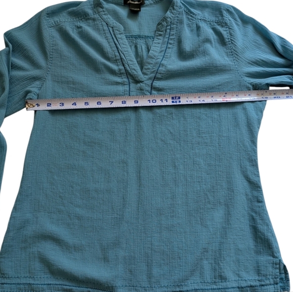 Eddie Bauer Turquoise Blue Blouse Women's Medium - Picture 7 of 9